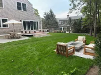 Charming 3-bedroom w/loft.New Construction home with AC,WiFi. Short walk to town