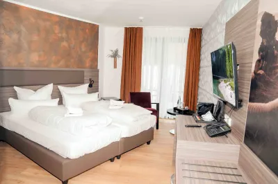 Central Hotel & Lounge Adult Only