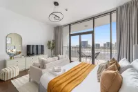Silkhaus Binghatti Pearl - DSO Hotels in Dubai Silicon Oasis