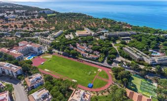 AP Victoria Sports & Beach
