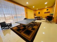 Hotel Gran Aurum Hotels near Triplets Bridge