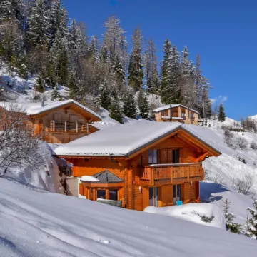 Chalet Belle Roche Recently Renovated Jacuzzi