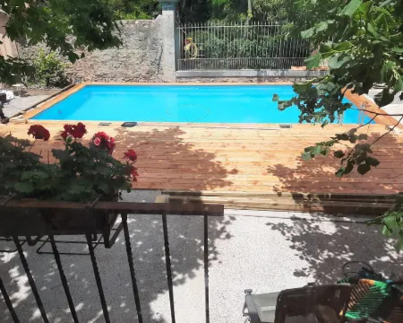 MAISON MARIE-LOUISE Hotels in Moux