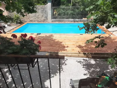 MAISON MARIE-LOUISE Hotels near Coco Sweet