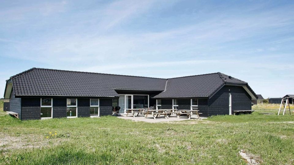 Holiday Home for 24 Guests, Brovst