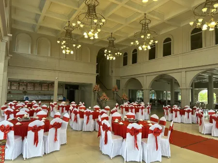 Khu du Lich Lang Yen Отели в г. Go Cong