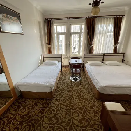 Headman Hotel