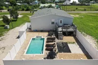 Salty Breeze by Pristine Property Vacation Rentals - 2 tähden