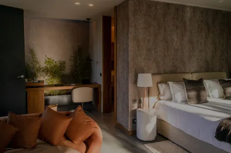 Susana Balbo Winemaker's House - Relais & Chateaux Отели в г. Лухан де Куйо