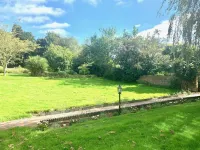 The Estate - 11 Bed - Sleeps 22 - Private Garden