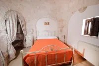 Trullo Carrubo - A few kilometers from Locorotondo