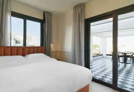 LIV the City Suites Adults Only