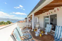 Sunset View Apartment - Pet friendly