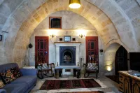 Kadievi Hotels in Dereler