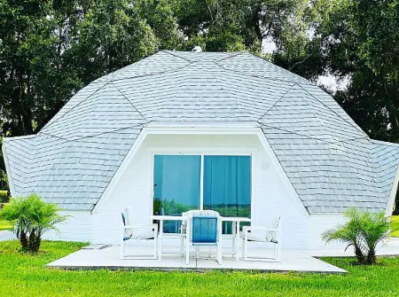 Room 03 - Lake Sumner