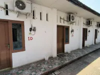 Trikora Guesthouse Syariah 3 Hotel di Pekalongan Timur