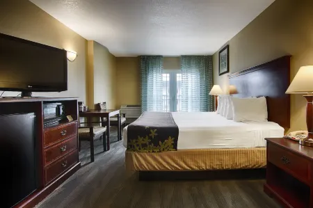 Gold Leaf Hotel of Dewey