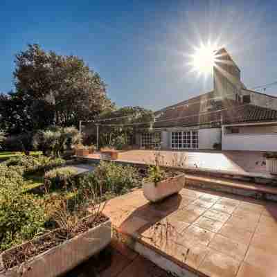 Hotiday 房間精選 - 薩爾扎納 Hotel Exterior