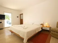 Apartment 1215 - Homestays
