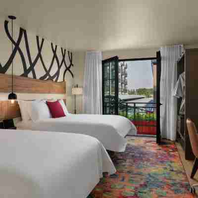 The Gordon Hotel Rooms