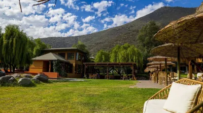 SEL Lodge Hotel y Spa Hotels in Пирке