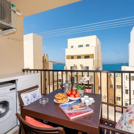 Sea Bliss 1 Bedroom Apartments by Getawaysmalta