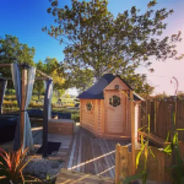 Flo & Marc les hôtes de Chouzy-Sur-Cisse Hotels in Veuzain-sur-Loire