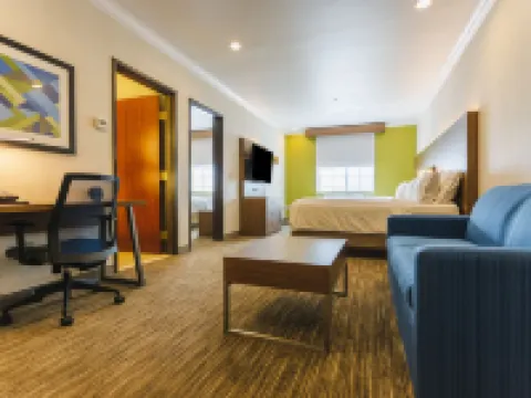 Holiday Inn Express & Suites DAVIS - UNIVERSITY AREA by IHG โรงแรมในเดวิส