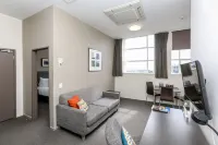 Quest New Plymouth Serviced Apartments Hotels in Њу Плимут