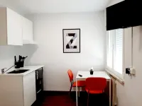 Hostal Lucia by Gaiarooms