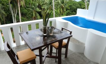 Guindulman Bay Tourist Inn