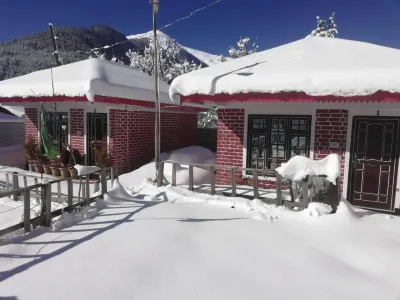 StayApart - Shruti Guest House Hotels near Kinner Kailash