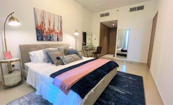 Luxury Dubai Creek Harbour Waterfront Apartment
