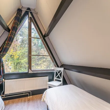 Charming Holiday Home with WiFi Hotels in Stramproy