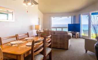 Wave Crest Resort