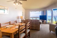Wave Crest Resort