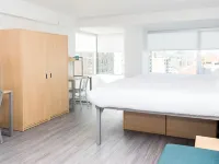 キャンパス 1 MTL ステューデント レジデンス ラ・フォンテーヌ・パーク周辺のホテル