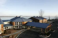 River Lodge and Cabins Hotels in Boardman