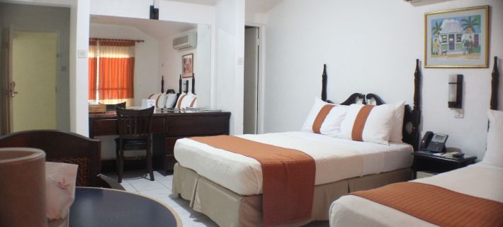 Altamont Court Hotel Отели в г. Кингстон
