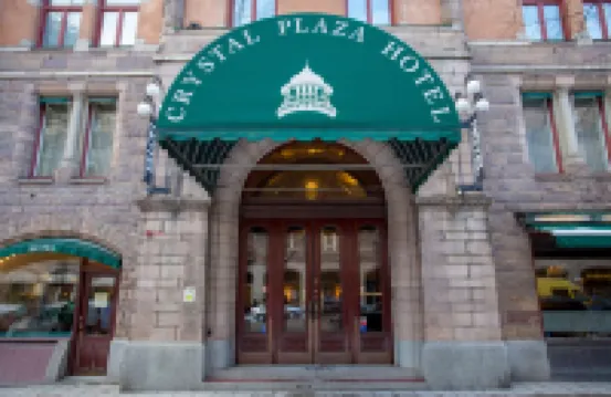 Crystal Plaza Hotel Hoteles cerca de Parque Humlegarden