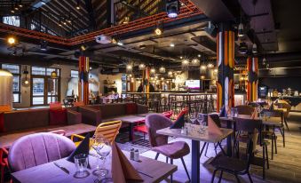 Hotel Base Camp Lodge - Bourg Saint Maurice