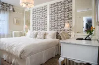 The Craigmyle Hotels near Craigdarroch Castle