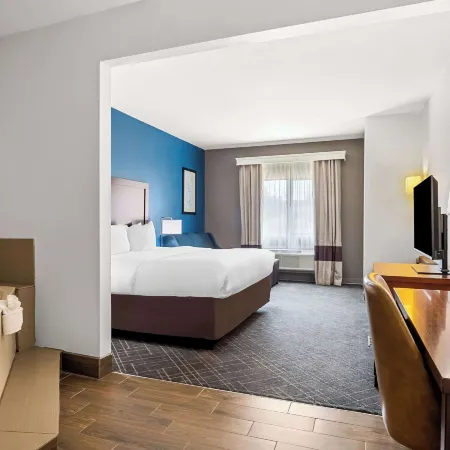 Comfort Suites Lindale - Tyler North Hotel di Smith County