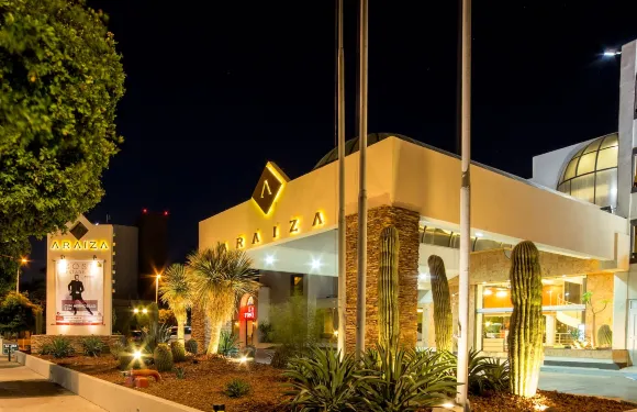 阿拉扎埃莫西約酒店