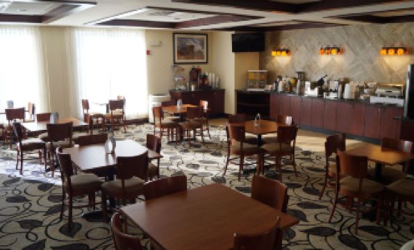 Ramada by Wyndham Denver International Airport