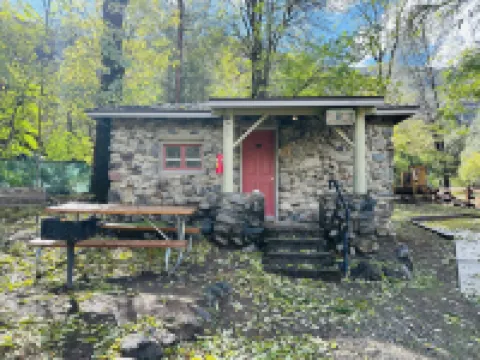 Indian Flat RV Park - Tent Cabins & Cottages