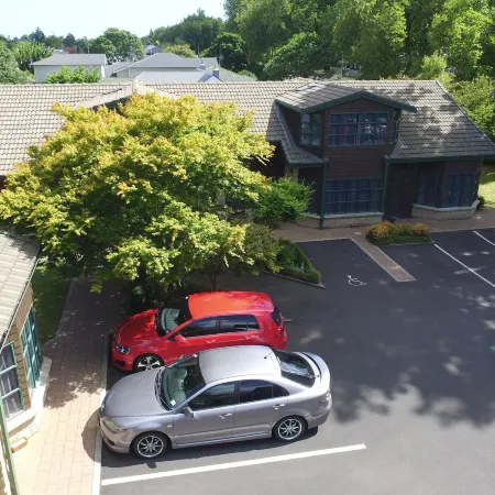 Cambridge Mews Motel