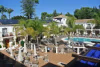 Paloma Blanca Boutique Hotel - Pools
