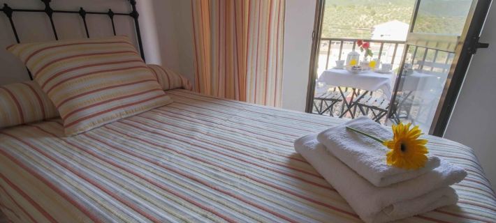 Hostal Alba Taruta Отели в г. Касерес