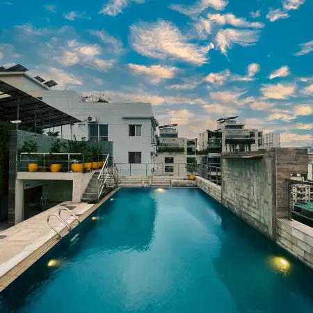 Coventina Lake Suites